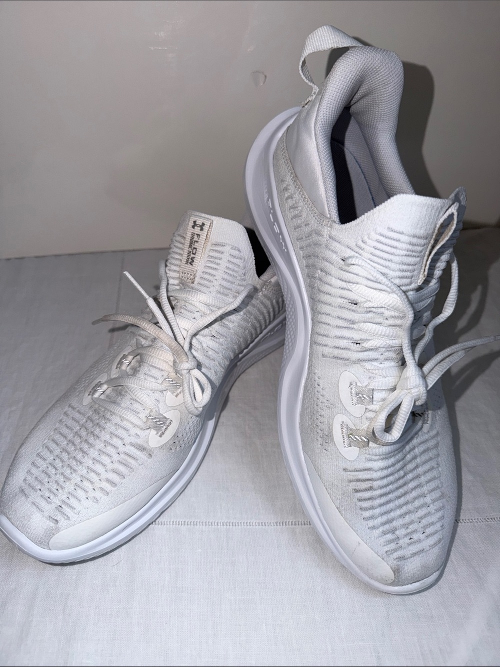 Under Armour Under Flow Dynamic IntelliKnit shoes white Size 11